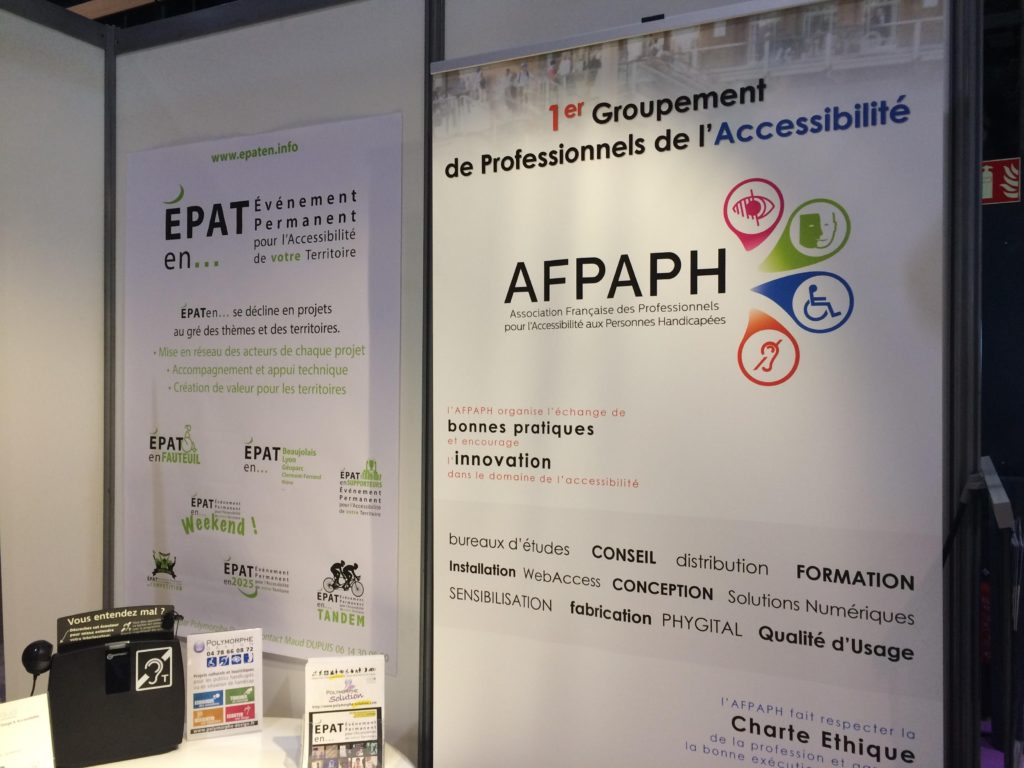 Le stand de l'AFPAPH au salon HANDICA